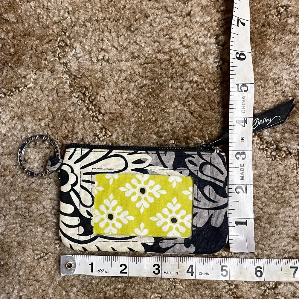 Vera‎ Bradley ID Holder - Picture 2 of 5